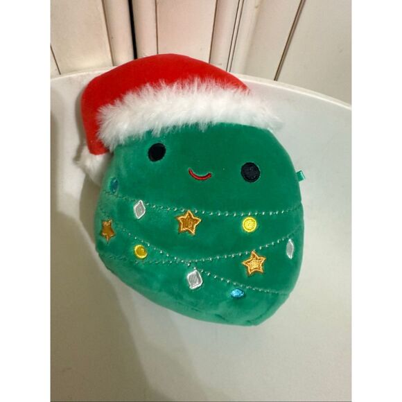 Squishmallows Andy The Christmas Tree With Santa Hat Plush Green Red OS NWOT - Picture 1 of 4